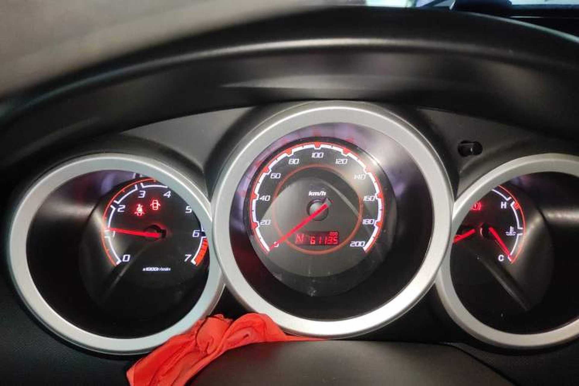 Used CHANGAN CX20 2014 1.4L IMT Sunroof Navigation Version China IV Standard Instrument Cluster