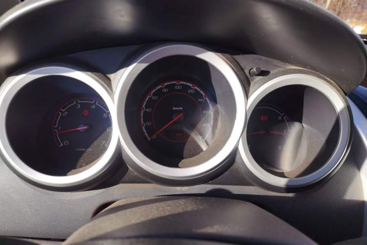 Used CHANGAN CX20 2014 1.4L Manual Sport Version China IV Standard Instrument Cluster