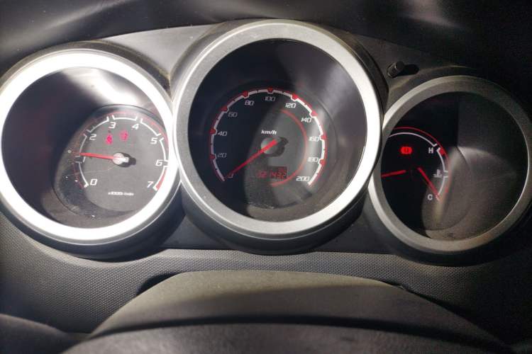 Used CHANGAN CX20 2014 1.4L Manual Sport Version China IV Standard Instrument Cluster