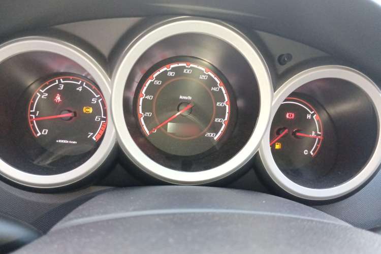 Used CHANGAN CX20 2014 1.4L Manual Sunroof Navigation Version China V Standard Instrument Cluster