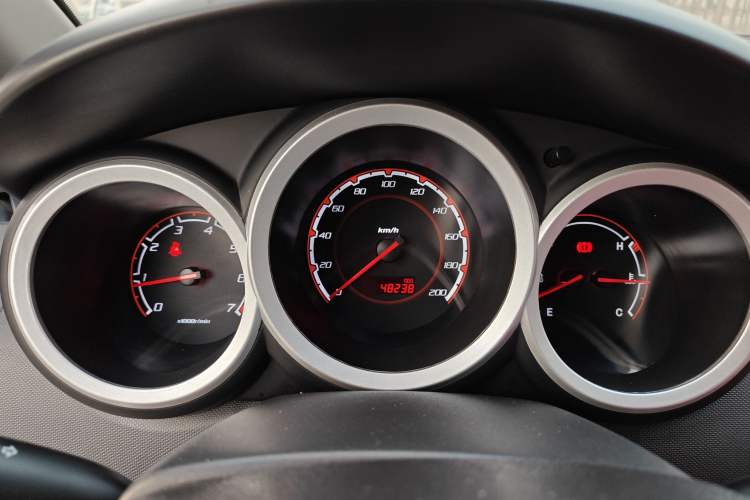 Used CHANGAN CX20 2014 1.4L Manual Sport Version China IV Standard Instrument Cluster