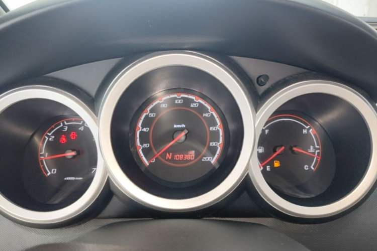 Used CHANGAN CX20 2014 1.4L IMT Sunroof Navigation Version China IV Standard Instrument Cluster