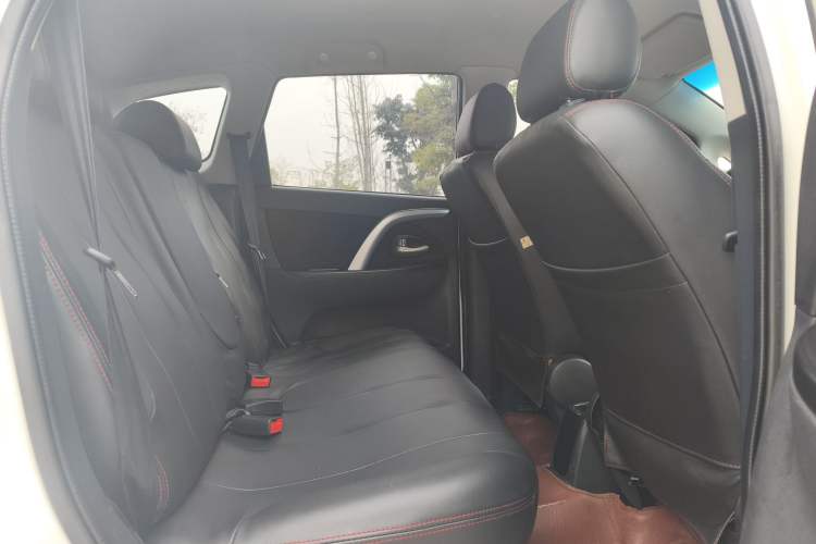 Used CHANGAN CX20 2014 1.4L Manual Sport Edition China V Standard Interior 10
