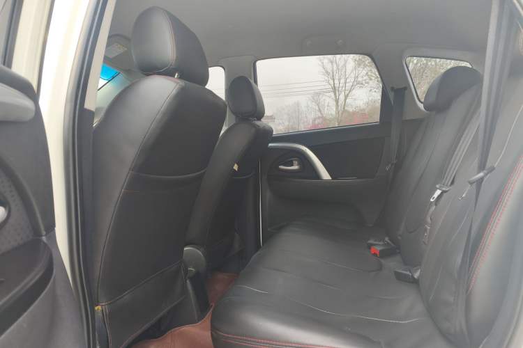 Used CHANGAN CX20 2014 1.4L Manual Sport Edition China V Standard Interior 6