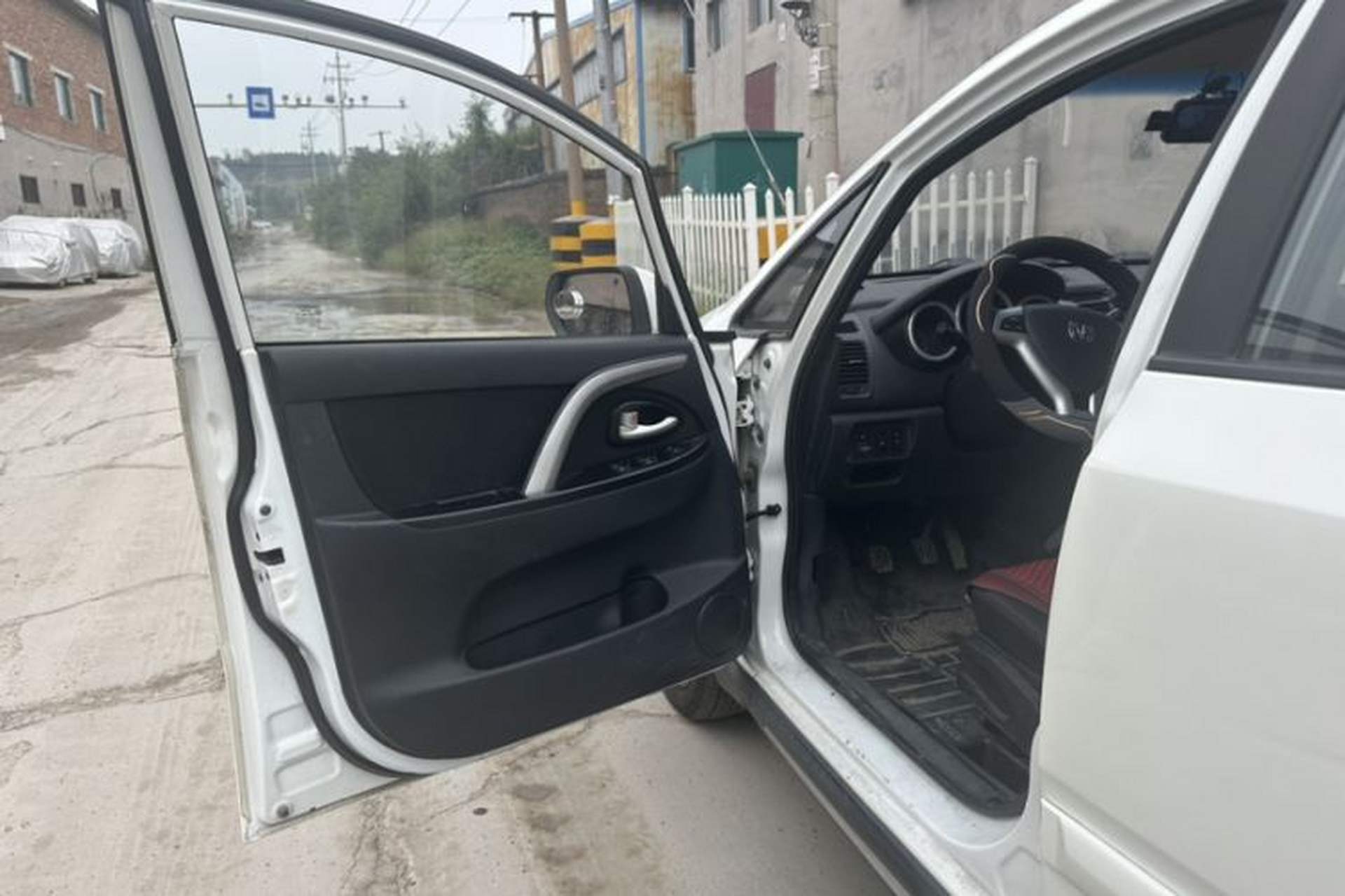 Used CHANGAN CX20 2014 1.4L Manual Sport Edition China V Standard Interior 8