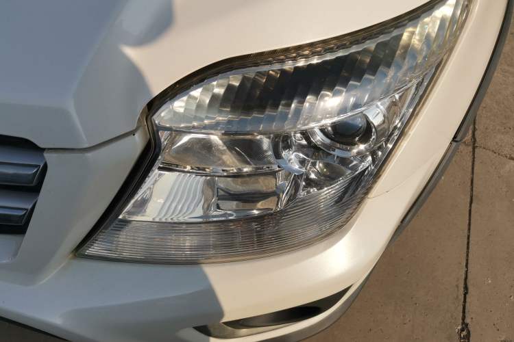 Used CHANGAN CX20 2014 1.4L Manual Sport Edition China V Standard Left Front Headlight