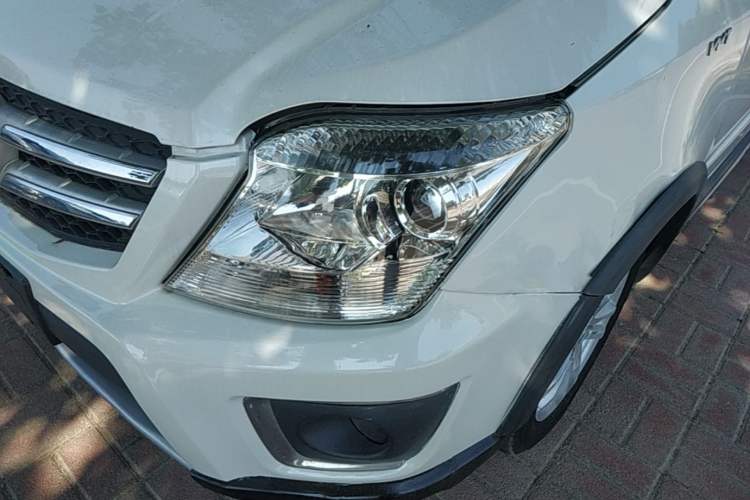 Used CHANGAN CX20 2014 1.4L Manual Sport Edition China V Standard Left Front Headlight