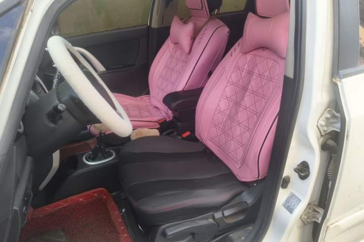 Used CHANGAN CX20 2014 1.4L Manual Sunroof Navigation Version – China IV Standard Left Front Seat