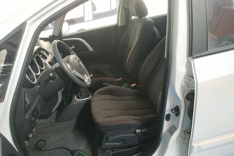Used CHANGAN CX20 2014 1.4L Manual Sport Version China IV Standard Left Front Seat
