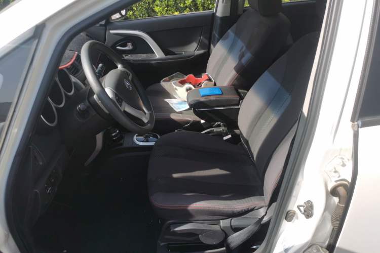 Used CHANGAN CX20 2014 1.4L IMT Sunroof Navigation Version China IV Standard Left Front Seat