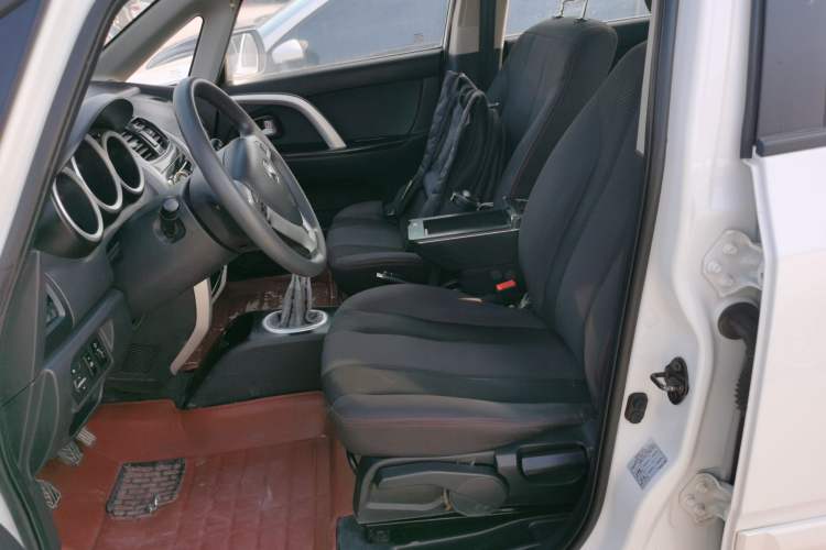 Used CHANGAN CX20 2014 1.4L Manual Sport Edition China V Standard Left Front Seat
