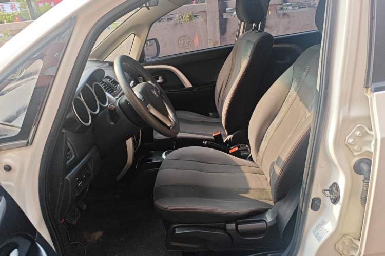 Used CHANGAN CX20 2014 1.4L IMT Sunroof Navigation Version China V Standard Left Front Seat