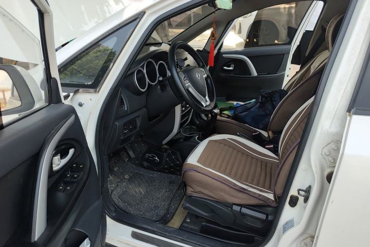 Used CHANGAN CX20 2014 1.4L Manual Sunroof Navigation Version – China IV Standard Left Front Seat