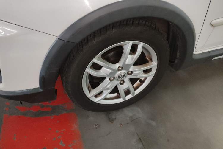 Used CHANGAN CX20 2014 1.4L Manual Sport Edition China V Standard Left Front Wheel Hub