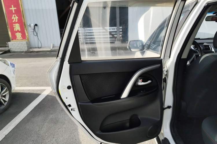Used CHANGAN CX20 2014 1.4L Manual Sport Edition China V Standard Left Rear Door Interior