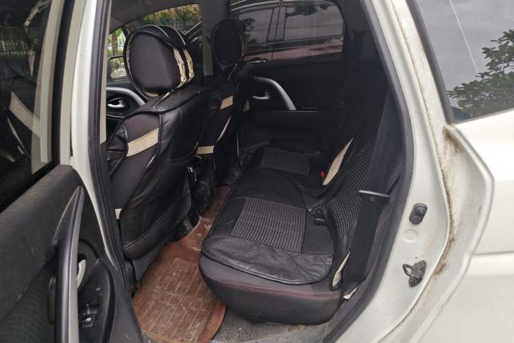 Used CHANGAN CX20 2014 1.4L Manual Sunroof Navigation Version China V Standard Left Rear Seat