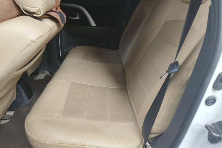 Used CHANGAN CX20 2014 1.4L Manual Sport Version China IV Standard Left Rear Seat
