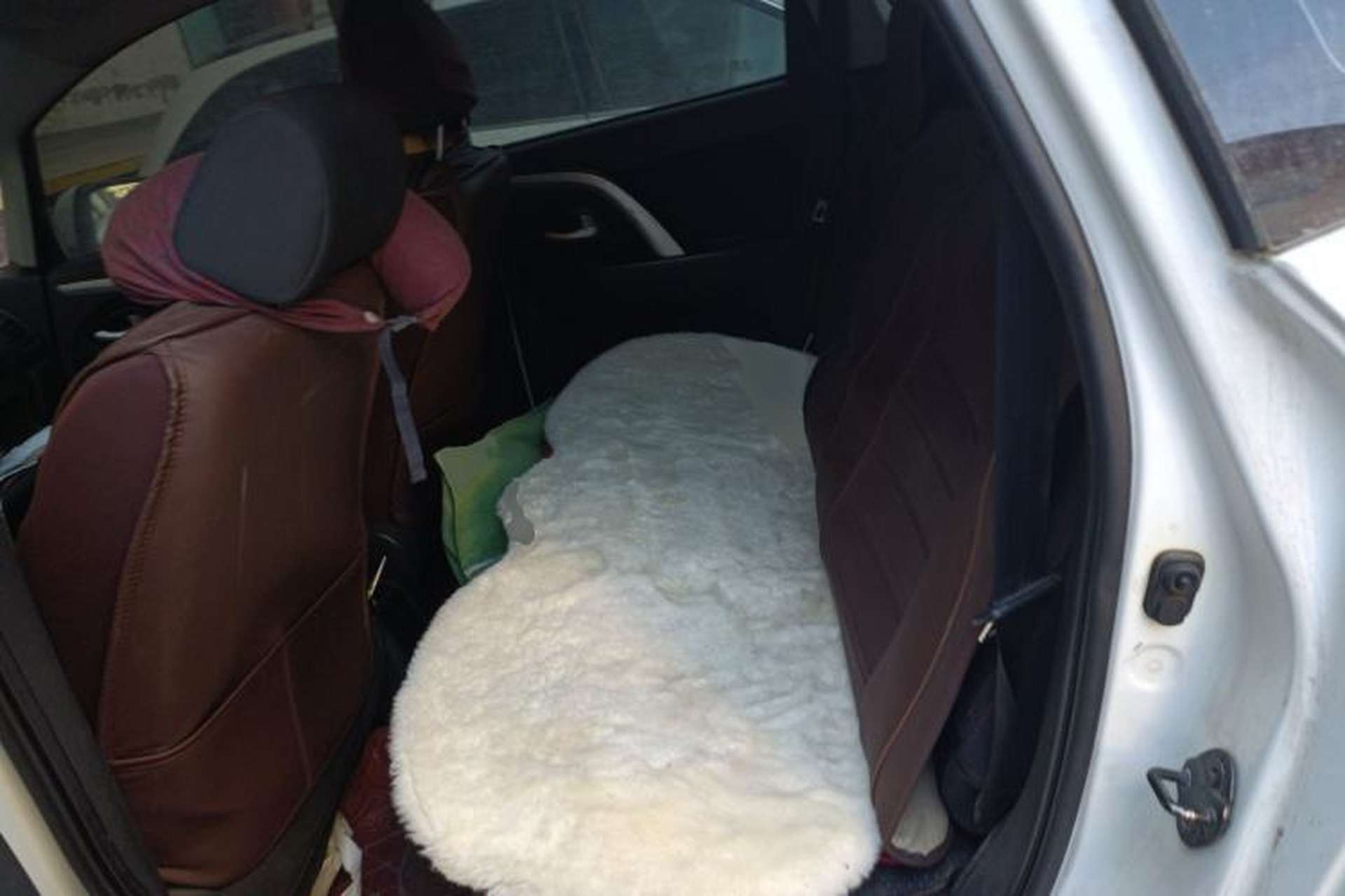Used CHANGAN CX20 2014 1.4L IMT Sunroof Navigation Version China IV Standard Left Rear Seat