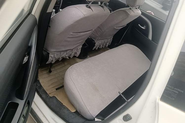 Used CHANGAN CX20 2014 1.4L Manual Sport Version China IV Standard Left Rear Seat