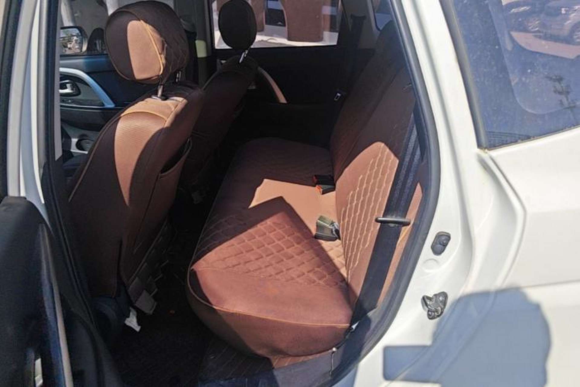 Used CHANGAN CX20 2014 1.4L IMT Sunroof Navigation Version China IV Standard Left Rear Seat