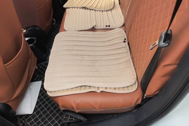 Used CHANGAN CX20 2014 1.4L IMT Sunroof Navigation Version China IV Standard Left Rear Seat