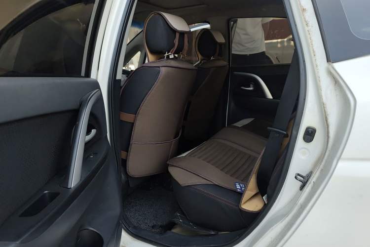 Used CHANGAN CX20 2014 1.4L Manual Sunroof Navigation Version – China IV Standard Left Rear Seat