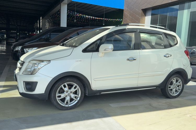 Used CHANGAN CX20 2014 1.4L Manual Sunroof Navigation Version – China IV Standard Left Side