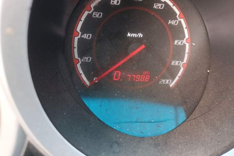 Used CHANGAN CX20 2014 1.4L IMT Sunroof Navigation Version China V Standard Odometer Close Up