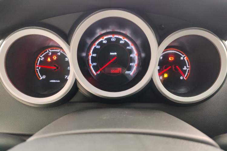 Used CHANGAN CX20 2014 1.4L Manual Sport Version China IV Standard Odometer Close Up