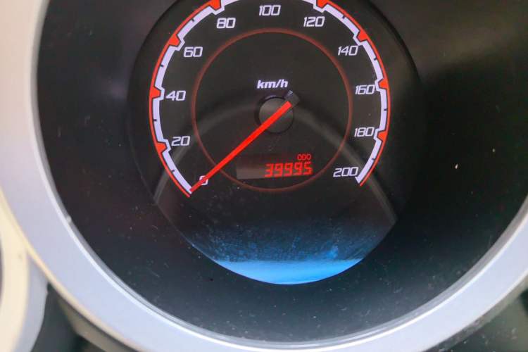 Used CHANGAN CX20 2014 1.4L Manual Sport Version China IV Standard Odometer Close Up