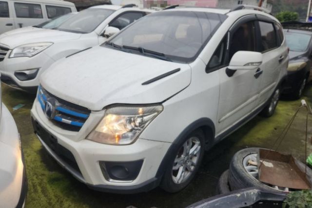 Used CHANGAN CX20 2014 1.4L IMT Sunroof Navigation Version China IV Standard