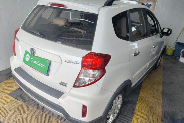 Used CHANGAN CX20 2014 1.4L IMT Sunroof Navigation Version China IV Standard Rear Right 45 Deg