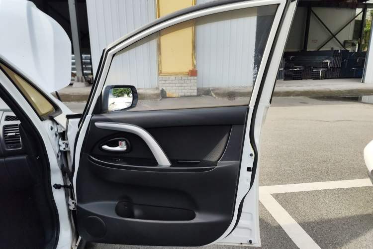 Used CHANGAN CX20 2014 1.4L Manual Sport Edition China V Standard Right Front Door Interior