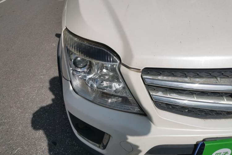 Used CHANGAN CX20 2014 1.4L IMT Sunroof Navigation Version China IV Standard Right Front Headlight