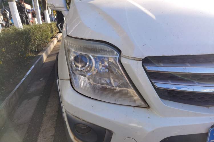 Used CHANGAN CX20 2014 1.4L Manual Sport Version China IV Standard Right Front Headlight