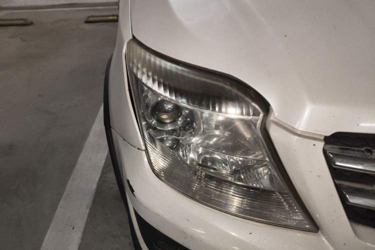 Used CHANGAN CX20 2014 1.4L IMT Sunroof Navigation Version China IV Standard Right Front Headlight