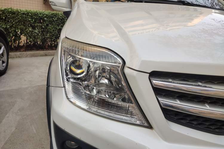 Used CHANGAN CX20 2014 1.4L Manual Sport Version China IV Standard Right Front Headlight