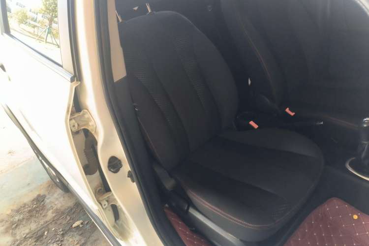 Used CHANGAN CX20 2014 1.4L Manual Sport Version China IV Standard Right Front Seat