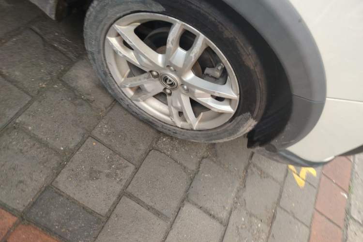 Used CHANGAN CX20 2014 1.4L Manual Sport Version China IV Standard Right Front Wheel Hub