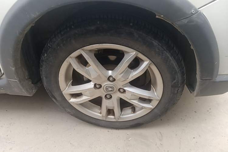 Used CHANGAN CX20 2014 1.4L Manual Sport Version China IV Standard Right Front Wheel Hub