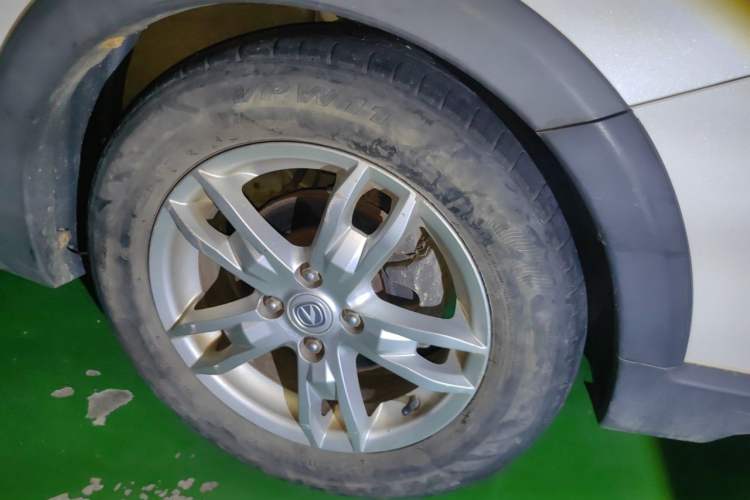 Used CHANGAN CX20 2014 1.4L Manual Sport Edition China V Standard Right Front Wheel Hub