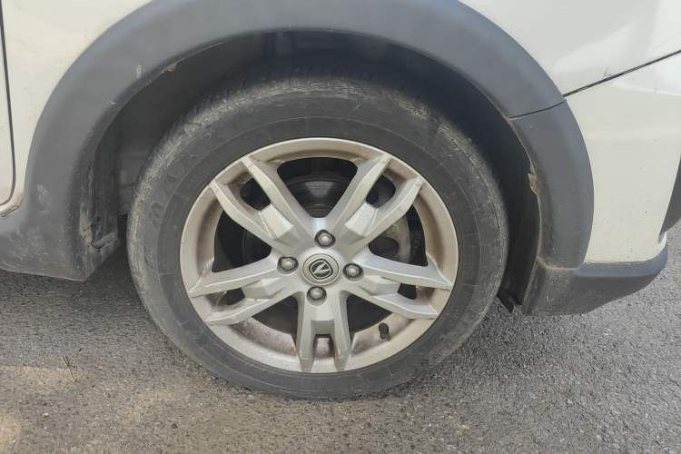 Used CHANGAN CX20 2014 1.4L Manual Sport Version China IV Standard Right Front Wheel Hub
