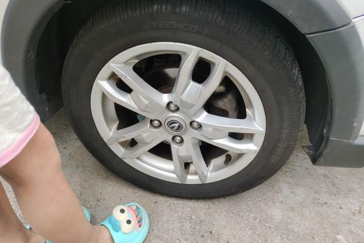 Used CHANGAN CX20 2014 1.4L Manual Sport Edition China V Standard Right Front Wheel Hub