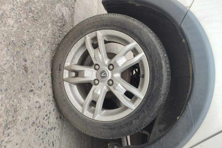Used CHANGAN CX20 2014 1.4L Manual Sunroof Navigation Version China V Standard Right Rear Wheel Hub