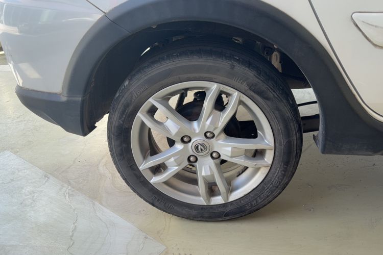 Used CHANGAN CX20 2014 1.4L Manual Sunroof Navigation Version – China IV Standard Right Rear Wheel Hub