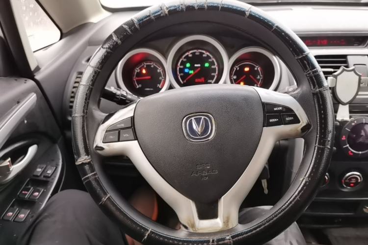 Used CHANGAN CX20 2014 1.4L Manual Sport Edition China V Standard Steering Wheel
