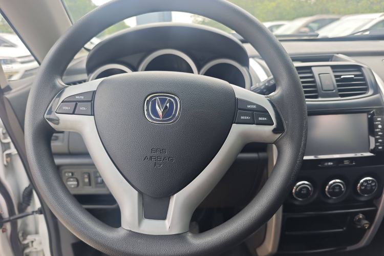 Used CHANGAN CX20 2014 1.4L IMT Sunroof Navigation Version China V Standard Steering Wheel
