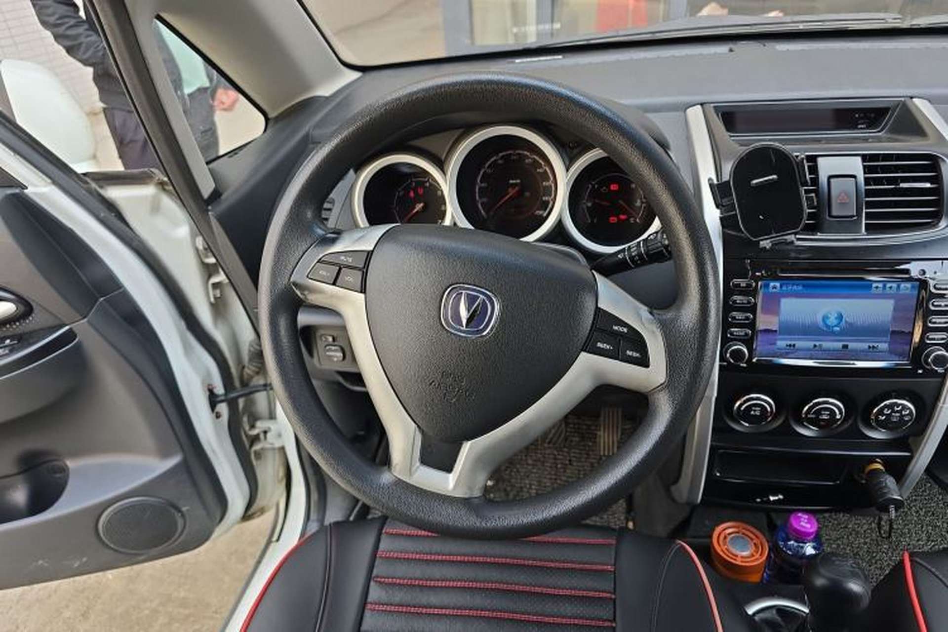 Used CHANGAN CX20 2014 1.4L Manual Sport Version China IV Standard Steering Wheel
