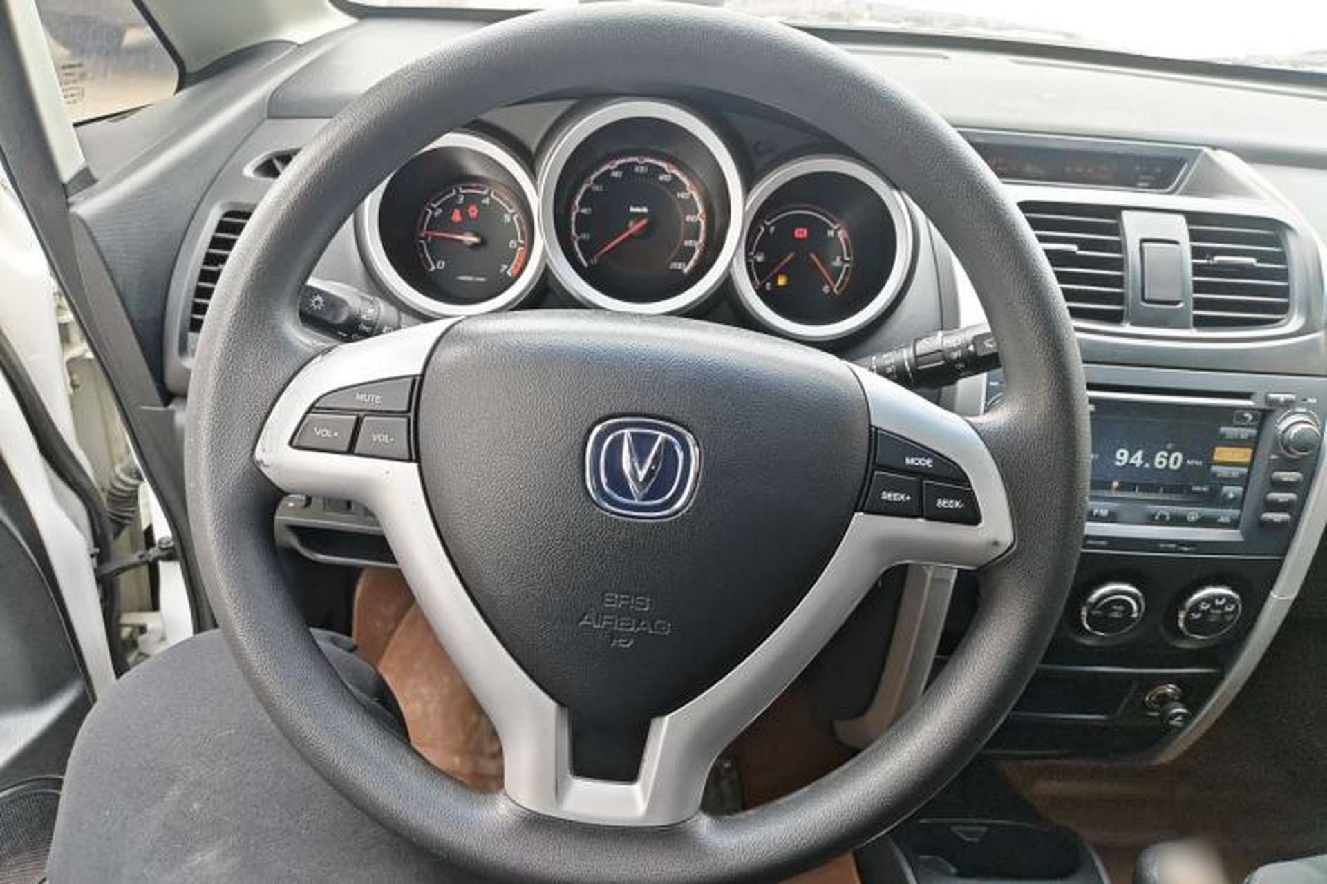 Used CHANGAN CX20 2014 1.4L Manual Sport Edition China V Standard Steering Wheel