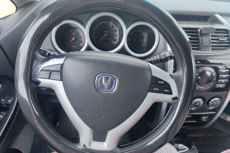 Used CHANGAN CX20 2014 1.4L Manual Sport Edition China V Standard Steering Wheel